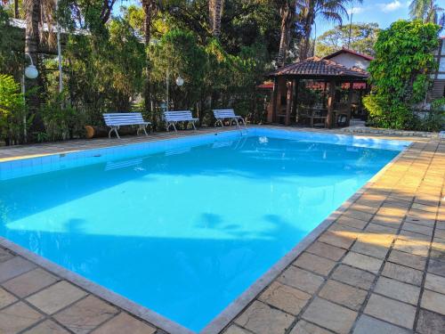 Zwembad, Sítio Esperança e Fé (Sitio Esperanca e Fe) in Ribeirao Das Neves