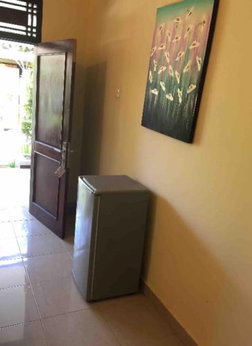 กีนา เกสต์เฮาส์ (Gina's Guest House) in ซานูร์