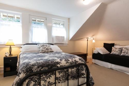 Cascade Chic home - image 6