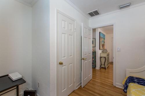 Coastal Beach Escape - Monthly Beach Rental on Top Voted Best Beach in America! home