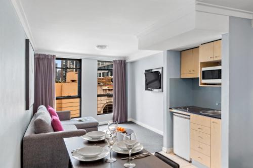 Kitchen, Mantra Sydney Central in Chinatown