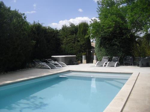 Gîte de charme piscine et SPA en Provence - Location saisonnière - Méthamis