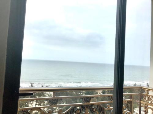 Khach san Louis Hotel Sam Son Thanh Hoá / Sầm Sơn Beach Vietnam