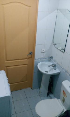 2k Central Apartment - image 6