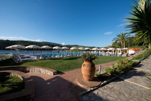 Bassein, Hotel E Residence Cala Di Mola in Porto Azzurro