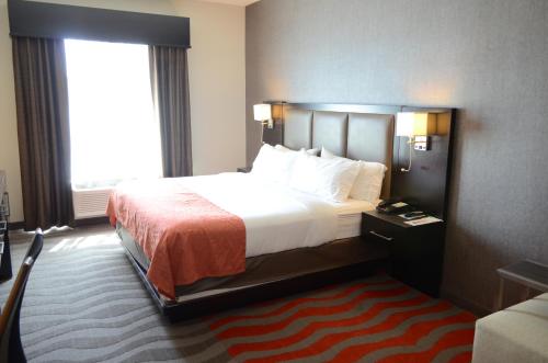 Holiday Inn & Suites Houston West - Westway Park, an IHG Hotel