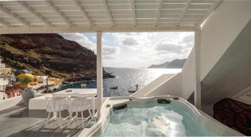 アモウディ ビラ