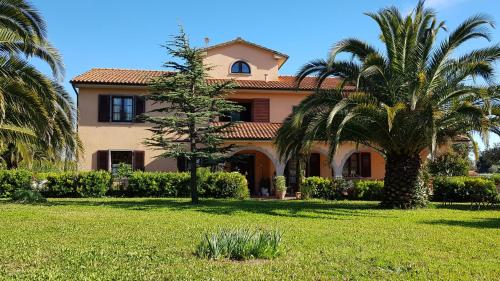 Villa Mandrioli Cecina (Livorno)