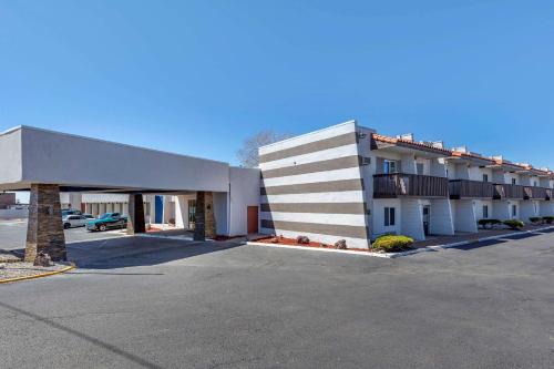 Hotel Inn Santa Fe in Santa Fe, USA