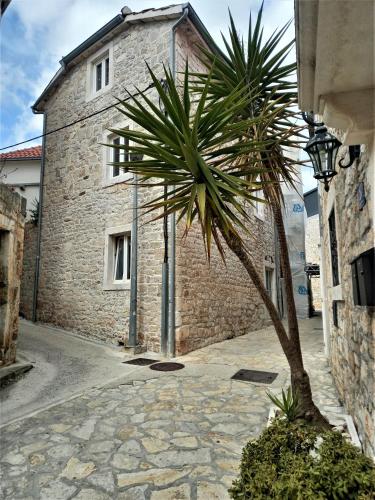 Megi Apartman - image 10