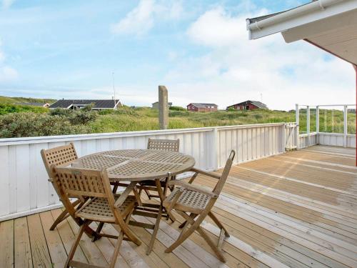 Three-Bedroom Holiday home in Ålbæk 21 - image 6