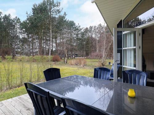 Three-Bedroom Holiday home in Hjørring 10 - main image
