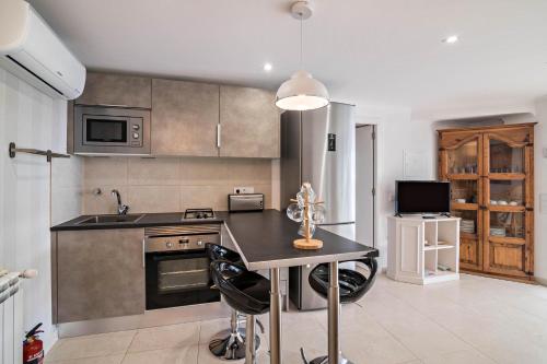 Kitchen, Apartment Mel de Flor in Vale Formoso