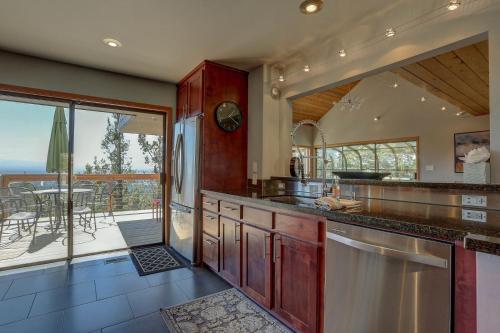 Rimrock home - image 3