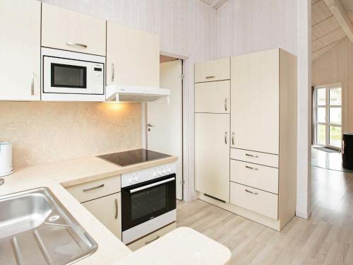 Facilities, 6 person holiday home in GROEMITZ in Lenste