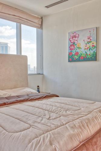 DeLuxe EnVogue Apartment at Dubai Sports City
