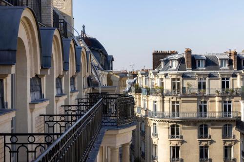 Balcony/terrace, Victoria Palace Hotel in Quartier Saint-Germain-des-Prés - Luxembourg