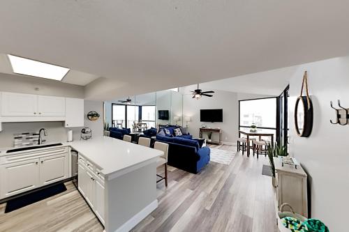 Exceptional Vacation Home at Mainsail Resort in Miramar Beach condo - image 6