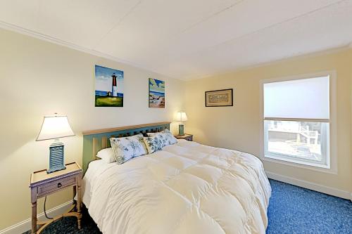 Ocean-Front Tidewater Condo - Beach Boardwalk condo - image 7