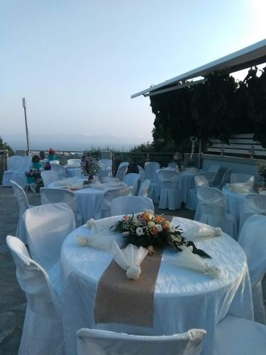 Banquet hall, Orizontas Residencies in Kastrosykia
