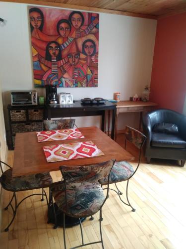 廚房, Gite Pousse Pioche in 聖艾雲尼 (QC)