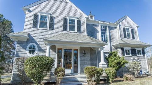 727 Harbor View 1 Min Walk to Neel Rd Beach Patio Treadmill Gas Fireplace Central AC - image 8