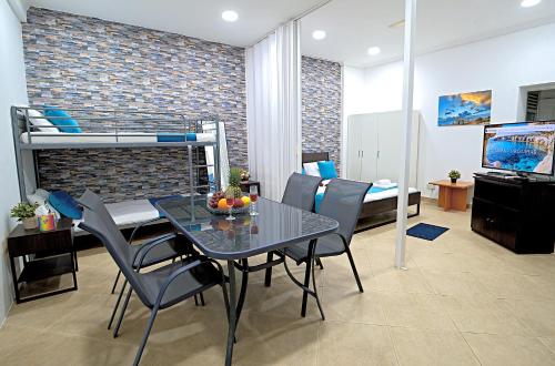 Pieris Apartments 2