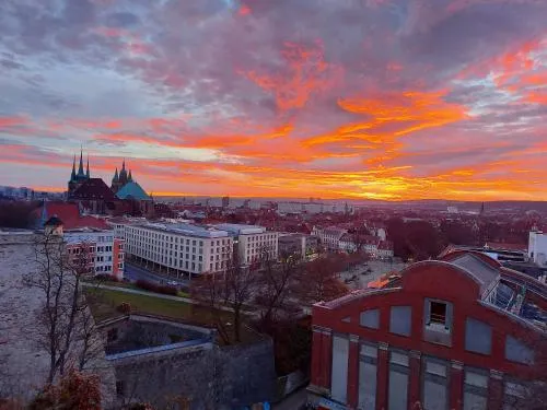 AT THE TOP - Penthouse über den Dächern der Stadt in Erfurt, Deutschland