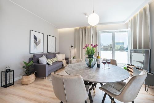 River View - widok na wodę, parking w hali, winda, 3pok i 5 łóżek, klima, Netflix i Max, centrum, Iława (foto 9)