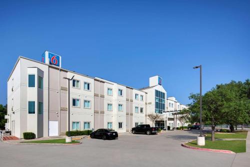 Motel 6-San Antonio, TX - Airport