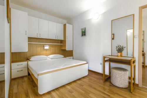 Apartments Konta City center