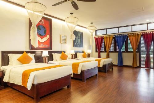 room detail thumbnail 0