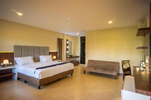 Grand Harvest Resort & Villas