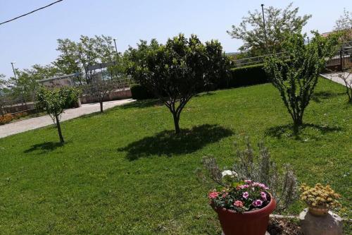 Nice big flat in Kastela 10km from Split