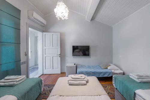 Two-Bedroom Apartment image 10
