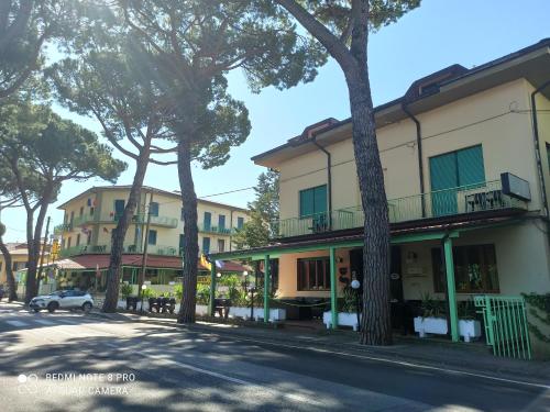 Hotel Flowers, Montecatini Terme bei Giampierone