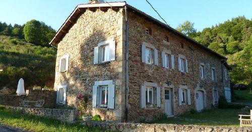 Gîte Familial 9 pers La Maison sous les Etoiles chambre d'hôte Vazeilles-Limandre
