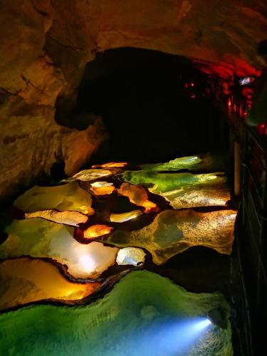 Magnifique gite en pierres 6 personnes avec piscine privee Ardeche plein sud