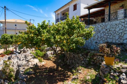 Konstas Stone Island House in Meganisi