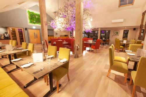 Best Western Plus White Horse Hotel - image 12