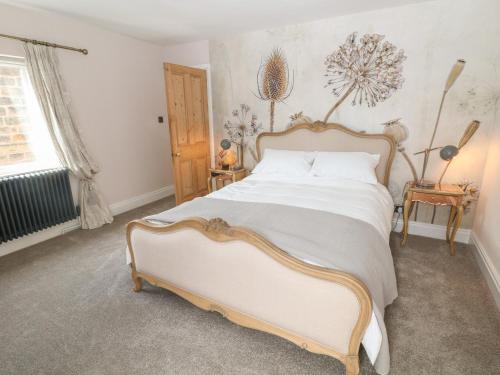 Archway Cottage - image 14