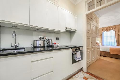 Picture of 44 Curzon Street By Mansley Serviced Apartments