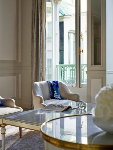 296208196 Le Meurice – Dorchester Collection