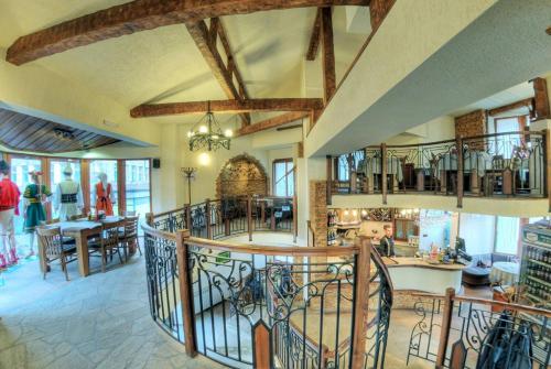 Българче Хотел - Ресторант in Smolyan