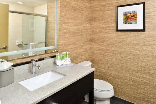 Holiday Inn Express & Suites Peekskill-Lower Hudson Valley