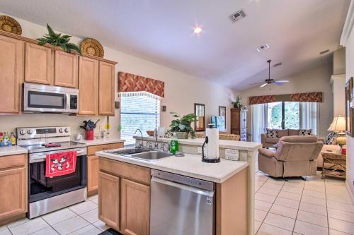 Sun-Soaked Villa with Pool - 17 Mi to Disney! - image 4