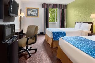 Travelodge by Wyndham Zanesville