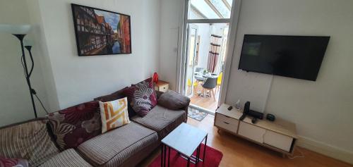 Windmill House - Ideal for long term stays gîte à louer Rochester Airport