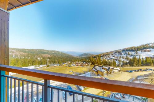 White Pine Luxury Resort Condo - image 2