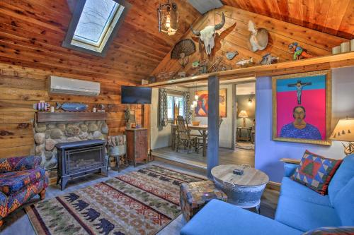 Work, Play and Get Away Cabin Near Higgins Lake! in Roscommon, USA